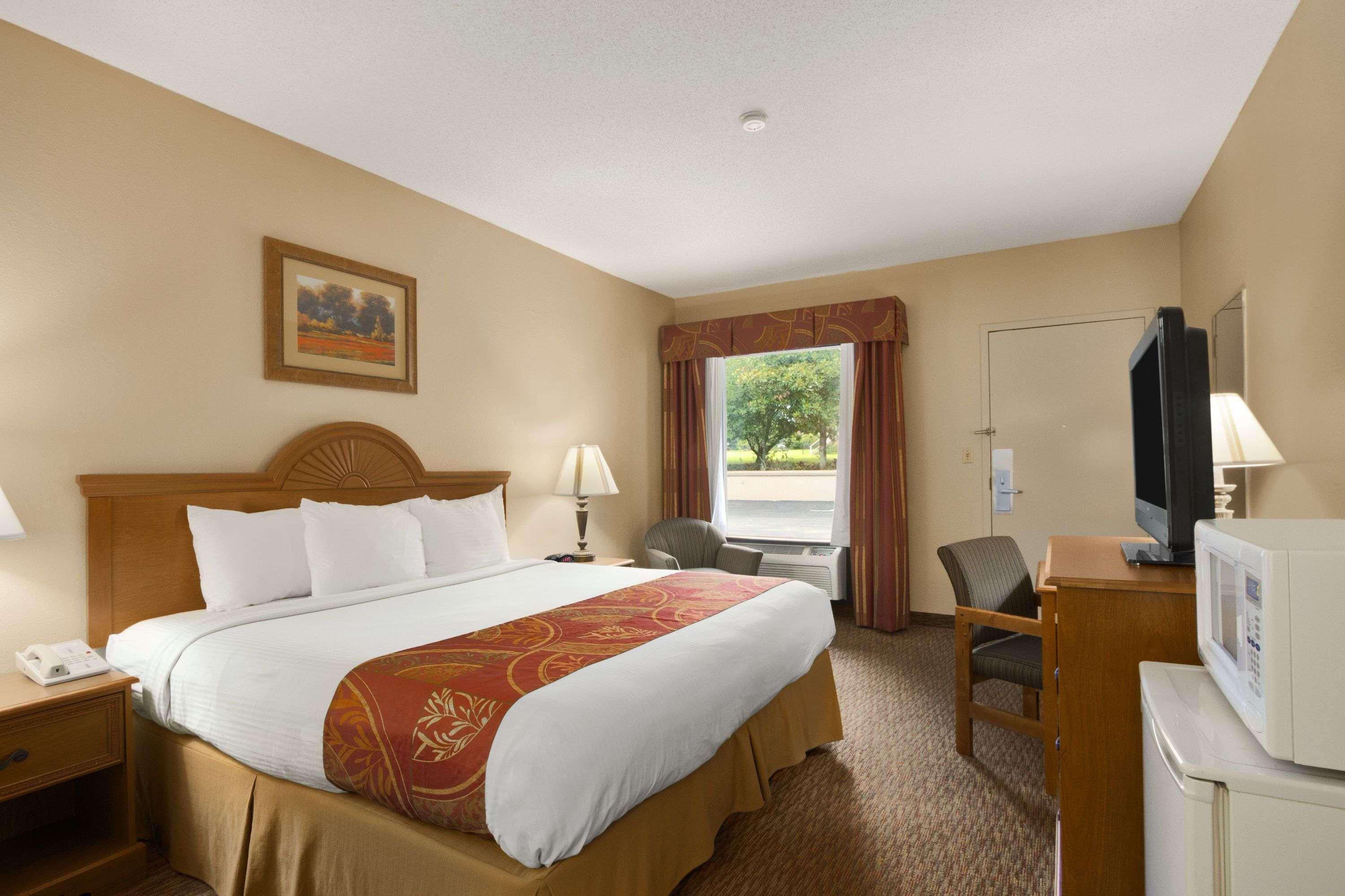 Days Inn By Wyndham Alexander City Ngoại thất bức ảnh